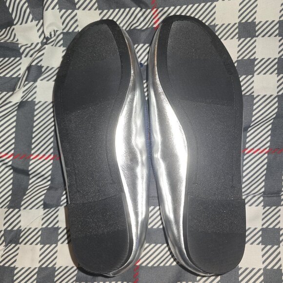 Old Navy Shiny Metallic Ballet Flats for Girls - Picture 6 of 8